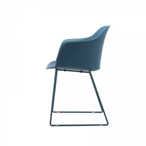 Moderns plastmasas stabils metāla kājas ēdamistabas krēsls BV-3