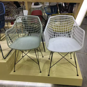 PP Дизайнерські стільці для ресторанів Пластиковий обідній стілець 1692-2