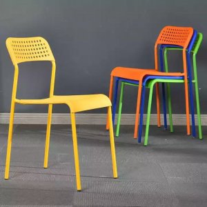 Bons fornecedores por atacado Móveis baratos Cadeiras de escritório sem braços Plástico Empilháveis ​​Modernas